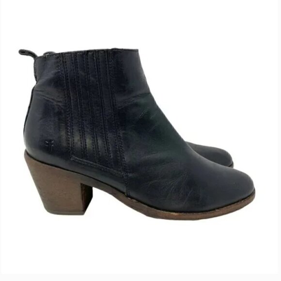 Frye Alton Chelsea Black Leather Zip Ankle Boots - Size 8 - Picture 3 of 9